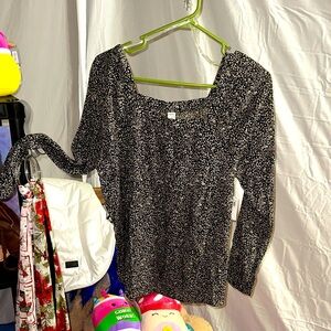 Old Navy Black and White Patterned Blouse